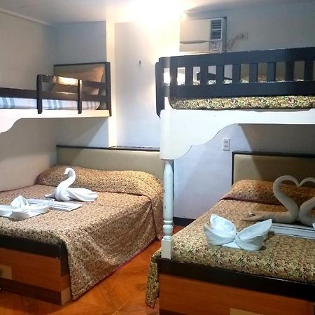 Sola Eleganza Apartelle Кесон-Сити Экстерьер фото