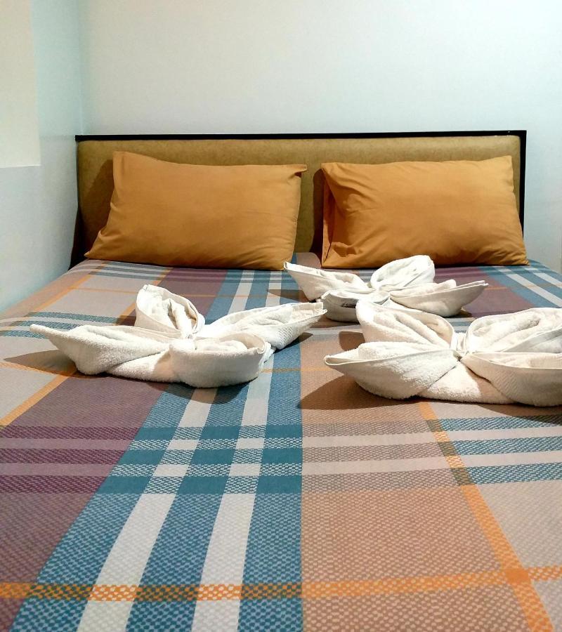 Sola Eleganza Apartelle Кесон-Сити Экстерьер фото