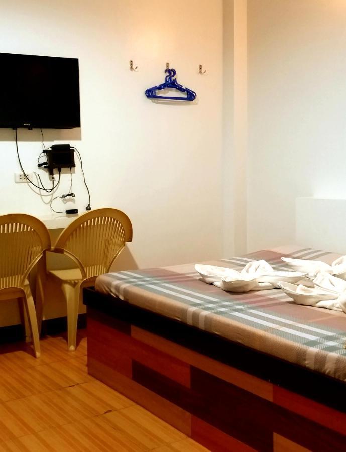 Sola Eleganza Apartelle Кесон-Сити Экстерьер фото