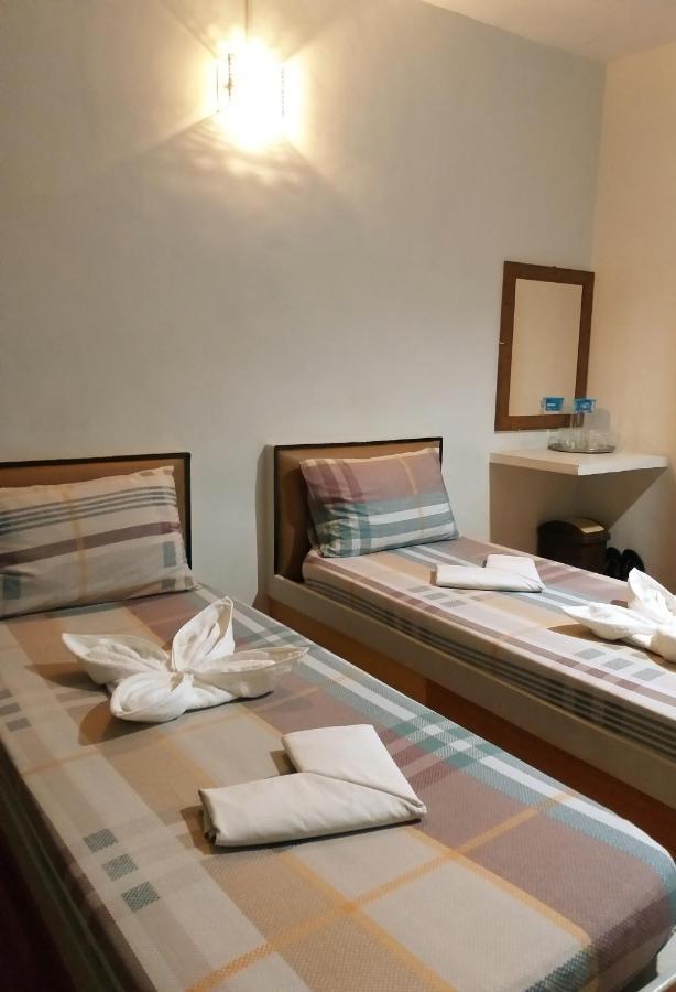 Sola Eleganza Apartelle Кесон-Сити Экстерьер фото