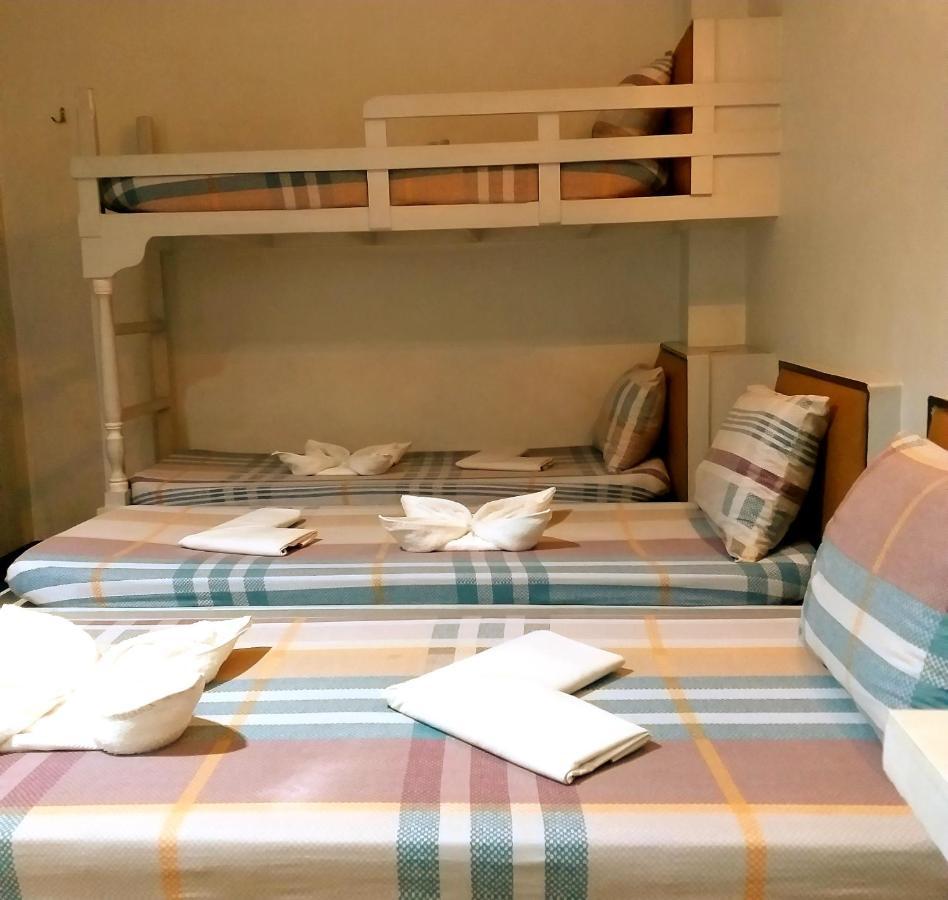 Sola Eleganza Apartelle Кесон-Сити Экстерьер фото